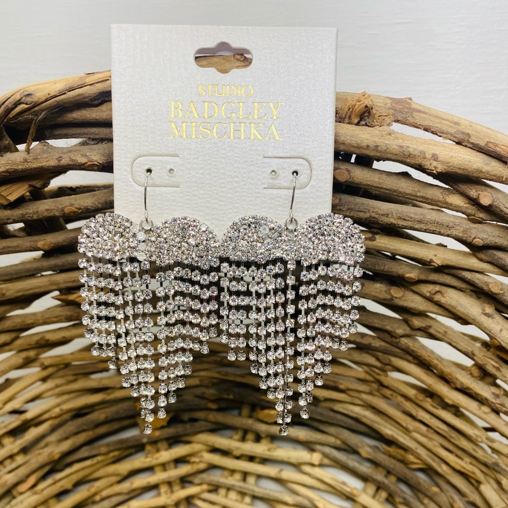[Badgley Mischka] Rhinestone Heart Chandeleir Earrings